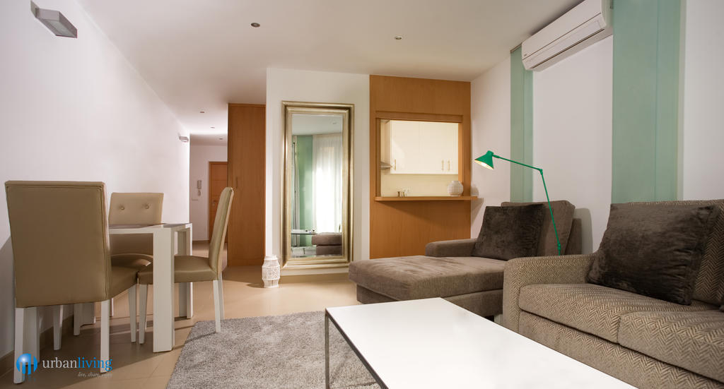 Urbanliving Fajardo Lägenhet Málaga Rum bild